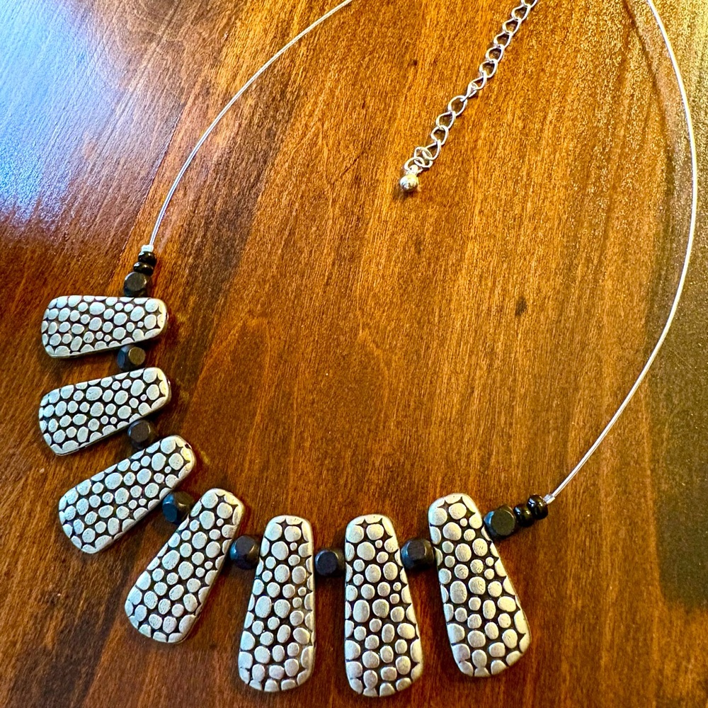 Silver Pebble Pave Beaded Wire Adjustable Length Statement Necklace 16”-20”